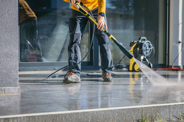 Best Fence Pressure Washing  in Farmingdale, NJ